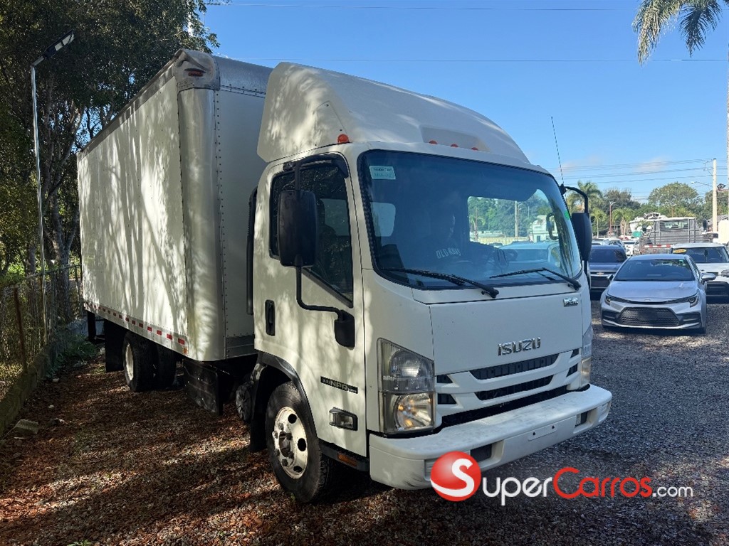 2016 Isuzu Camion Furgon — foto 7 / 11