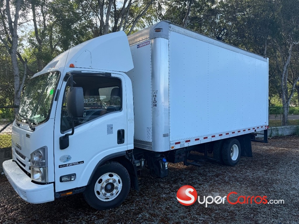 2016 Isuzu Camion Furgon — foto 9 / 11