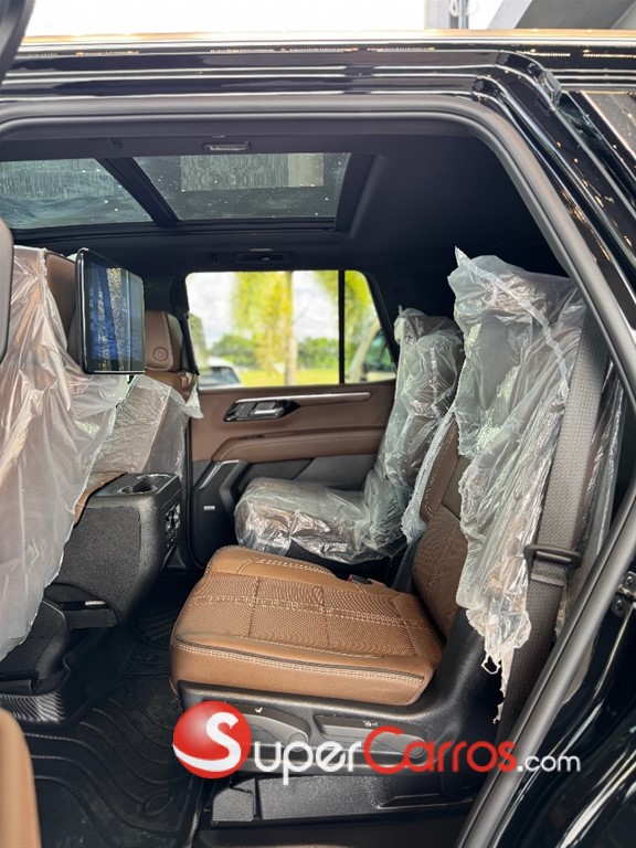 2025 Chevrolet Tahoe Highcountry Duramax — foto 6 / 12