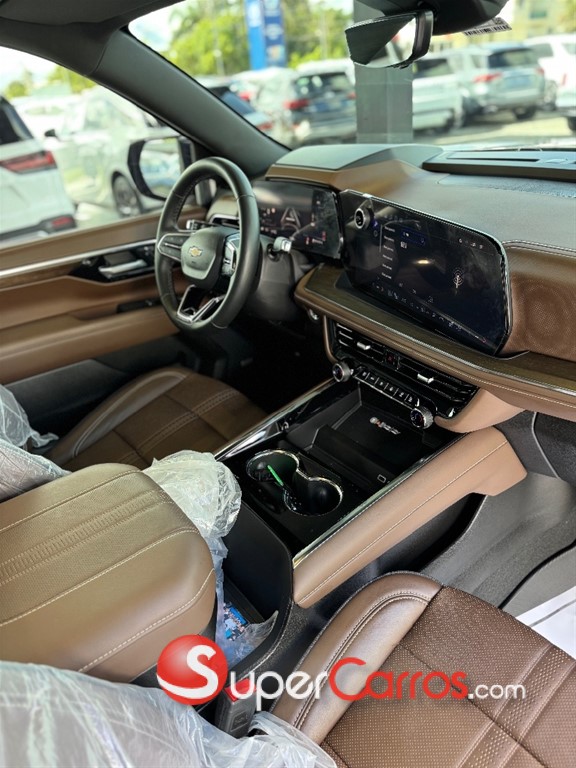 2025 Chevrolet Tahoe Highcountry Duramax — foto 10 / 12