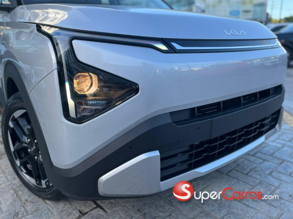 2027 Kia Carens — foto 2 / 10