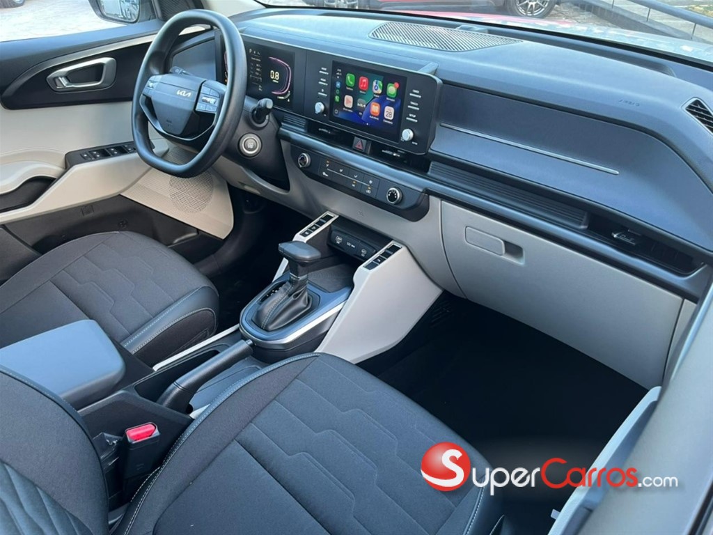 2027 Kia Carens — foto 7 / 10