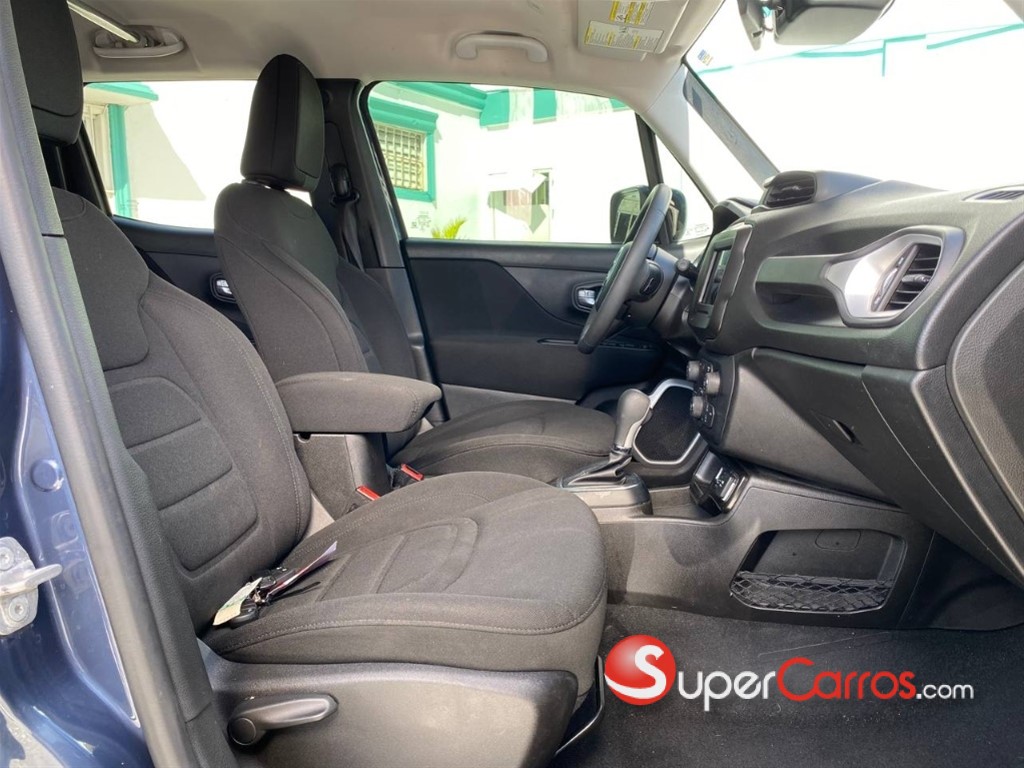 2020 Jeep Renegade Latitude — foto 3 / 12