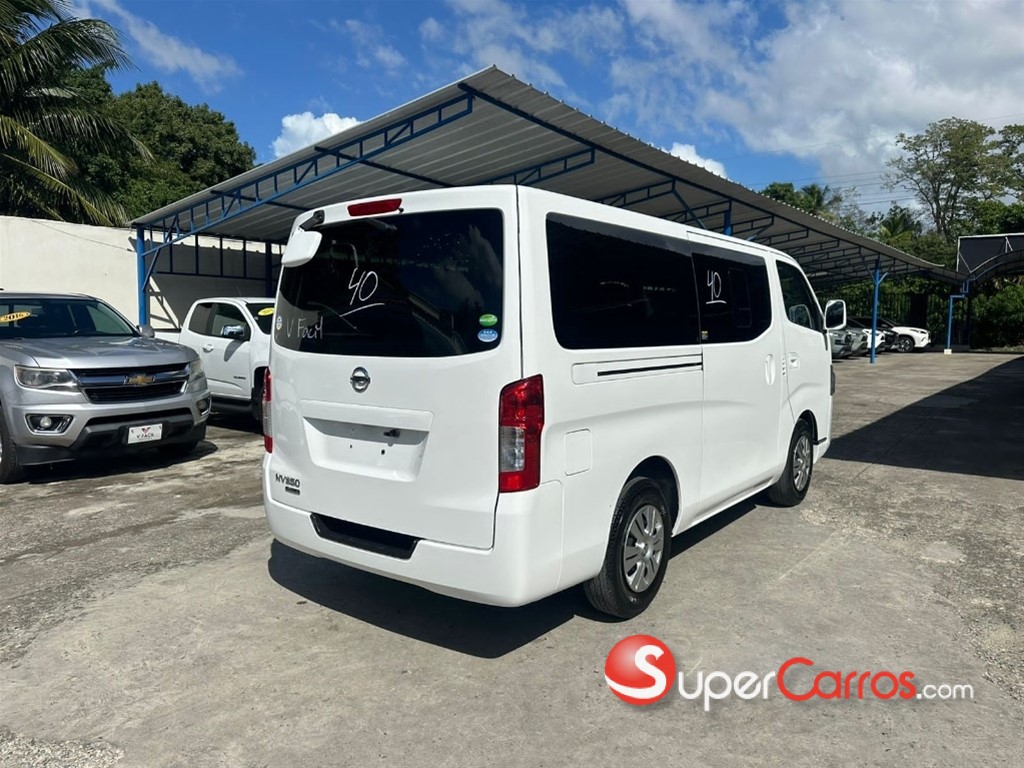 2020 Nissan Caravan — foto 3 / 12