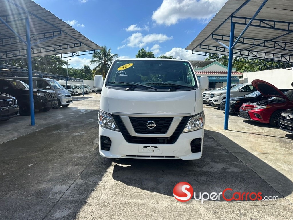 2020 Nissan Caravan — foto 8 / 12