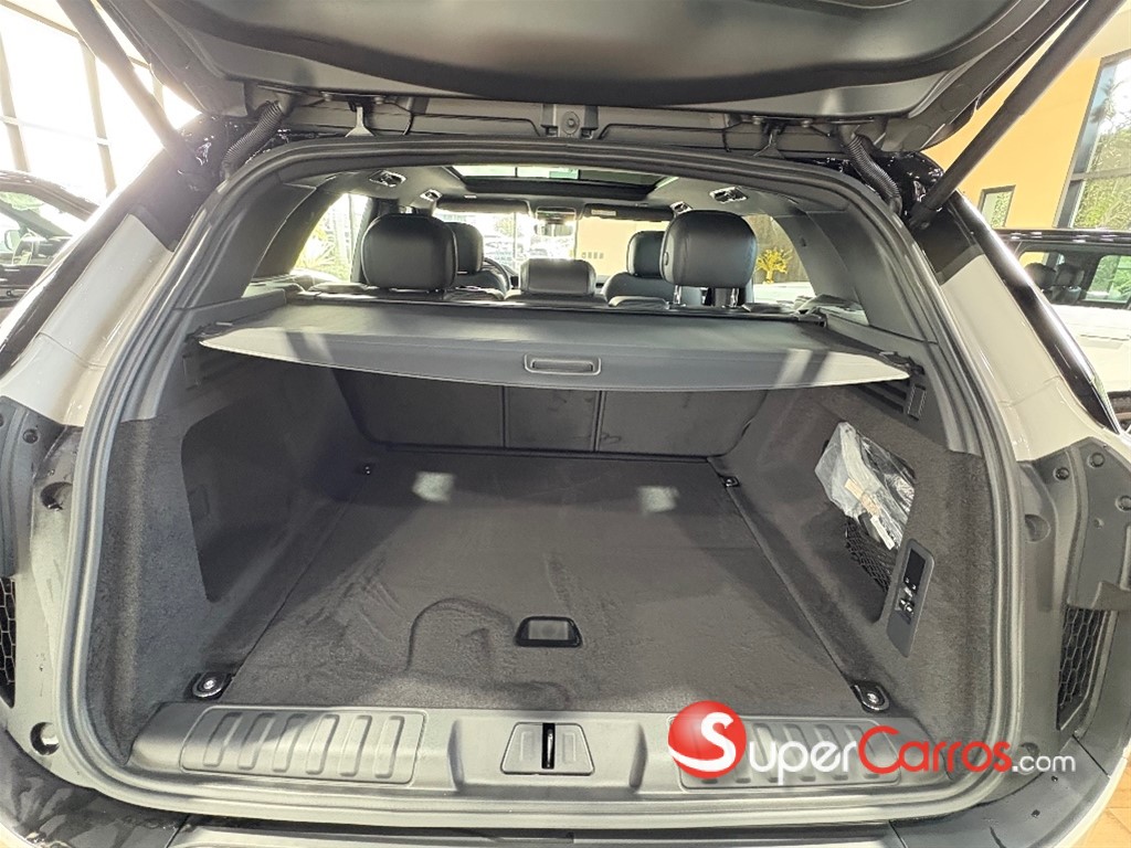 2025 Land Rover Range Rover SE — foto 11 / 11