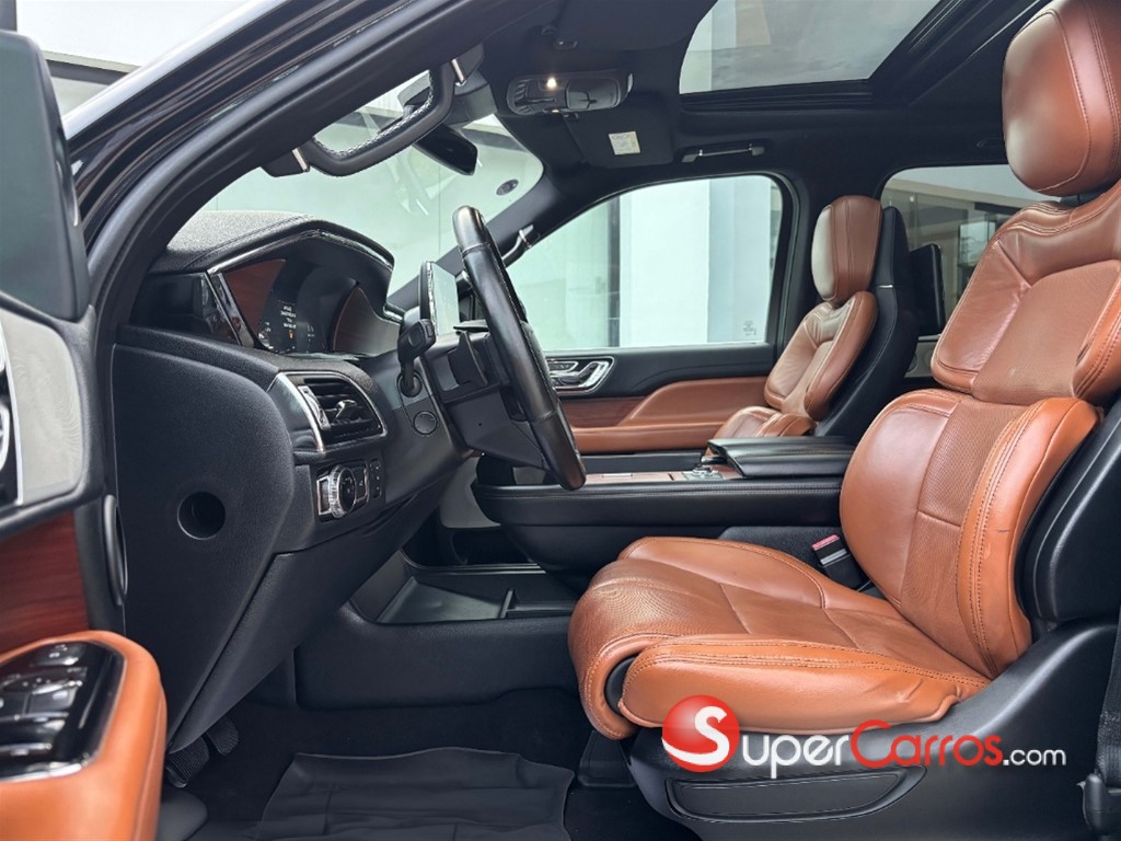 2020 Lincoln Navigator Reserve II Long — foto 3 / 9