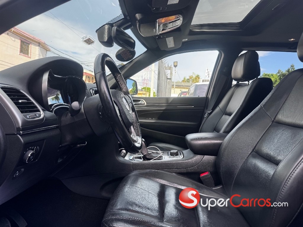 2020 Jeep Grand Cherokee Limited 4x4 — foto 9 / 12