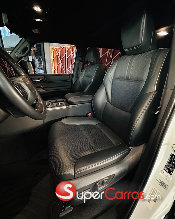 2025 Toyota Land Cruiser Prado Adventure First Edition — foto 5 / 12