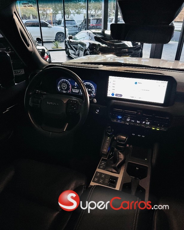 2025 Toyota Land Cruiser Prado Adventure First Edition — foto 6 / 12