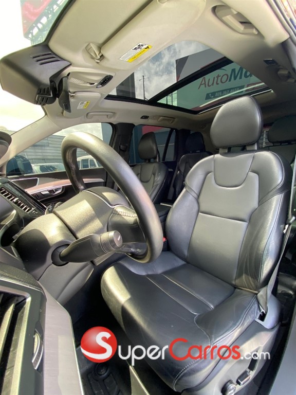 2021 Volvo XC90 Momentum T5 — foto 7 / 10