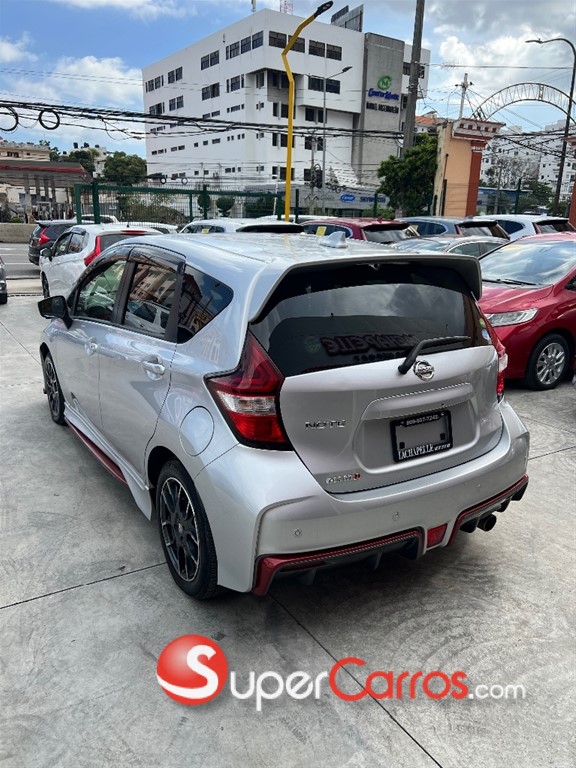 2020 Nissan Note Nismo — foto 6 / 12