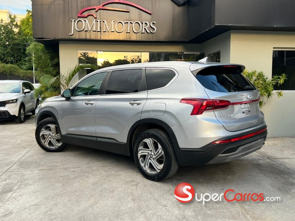 2021 Hyundai Santa Fe SE — foto 4 / 9