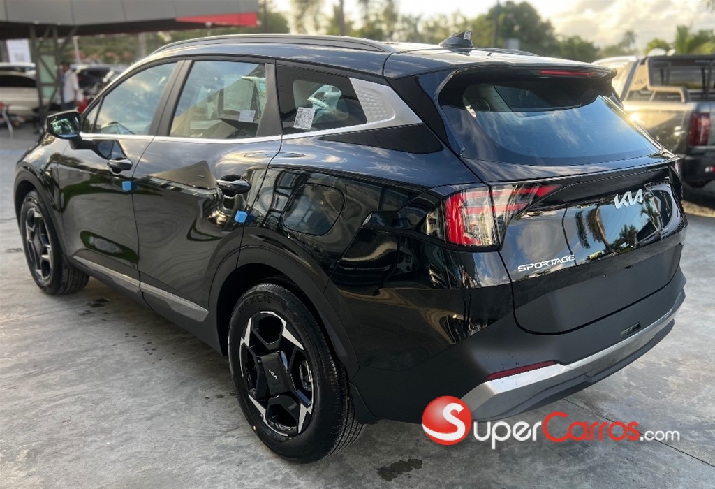 2027 Kia Sportage Sport — foto 4 / 11