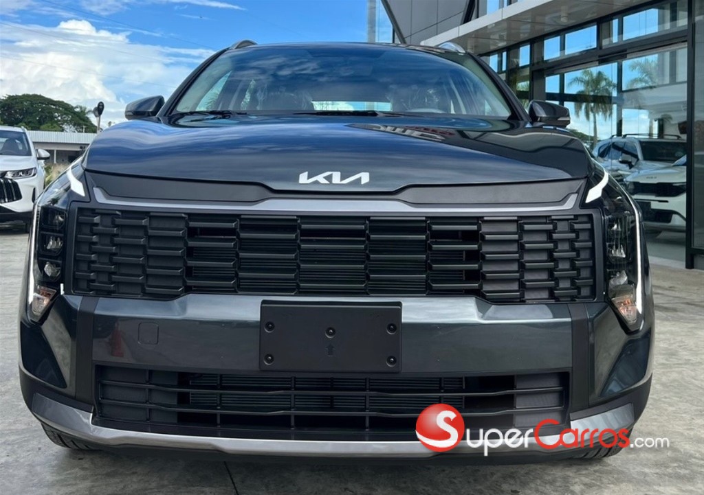 2027 Kia Sportage Sport — foto 2 / 12