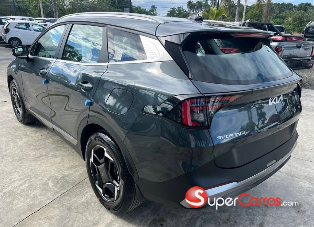 2027 Kia Sportage Sport — foto 4 / 12