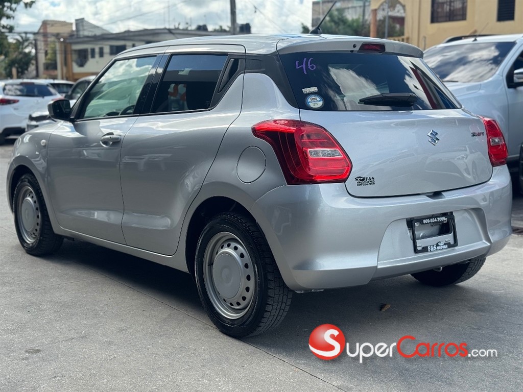 2020 Suzuki Swift — foto 6 / 12