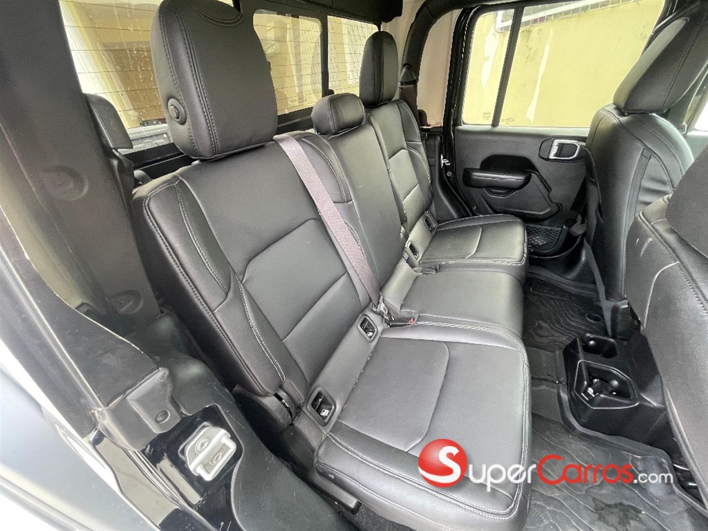 2020 Jeep Gladiator — foto 9 / 10