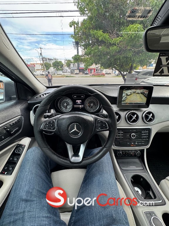 2017 Mercedes-Benz Clase GLA 250 — foto 9 / 10