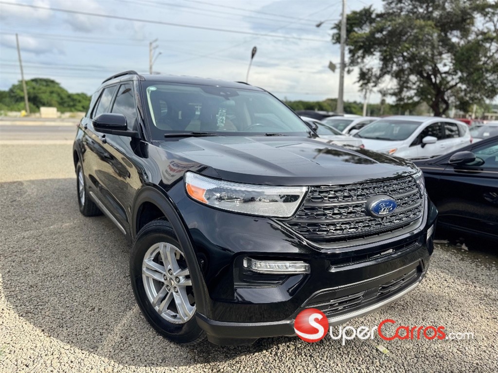 2020 Ford Explorer XLT 4WD — foto 2 / 11