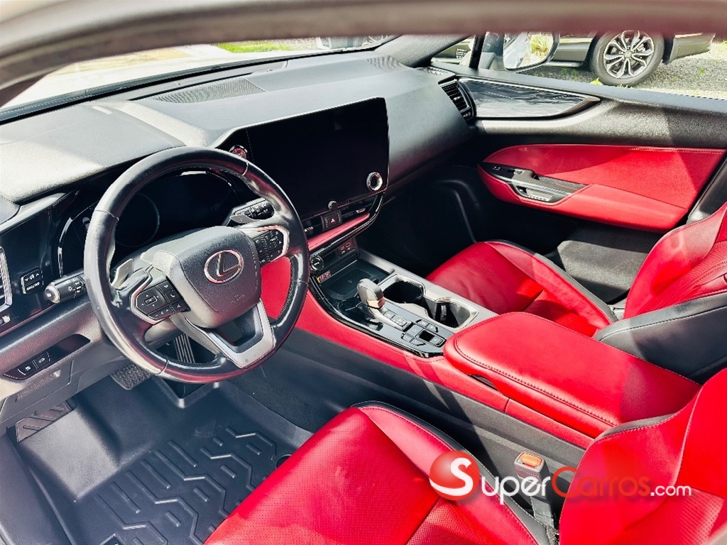 2022 Lexus NX 350 Luxury — foto 10 / 12
