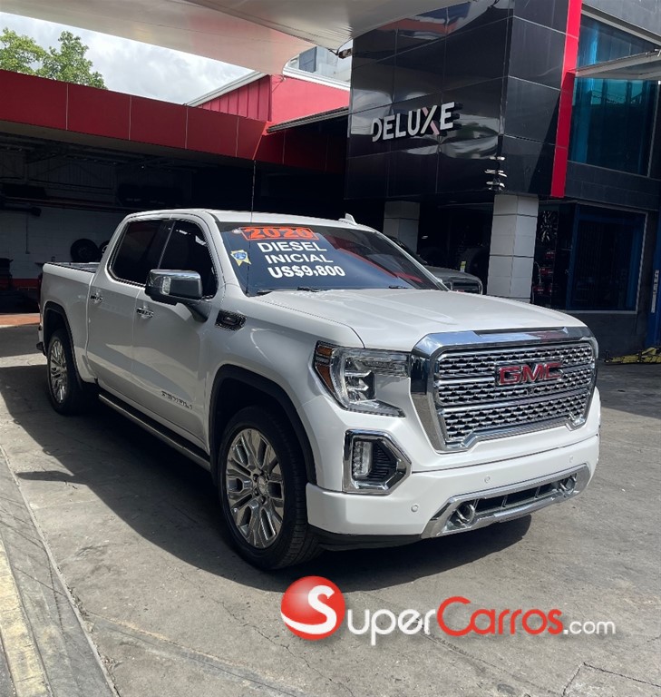 2020 GMC Sierra Denali — foto 8 / 12