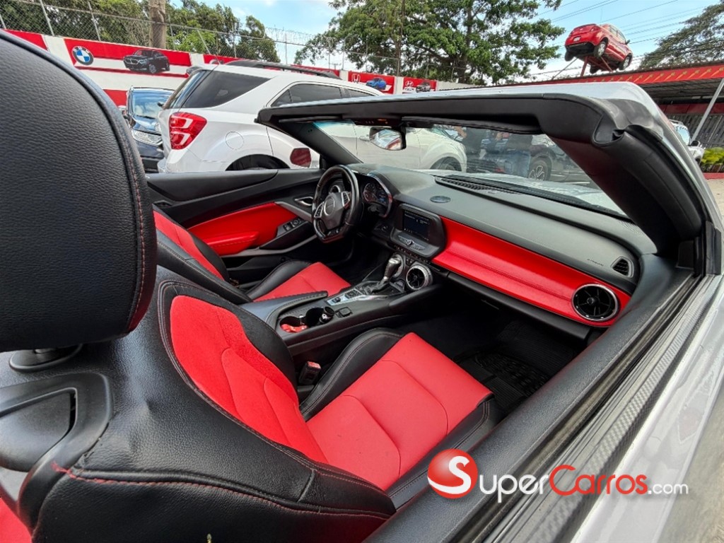 2019 Chevrolet Camaro LT Convertible — foto 7 / 8