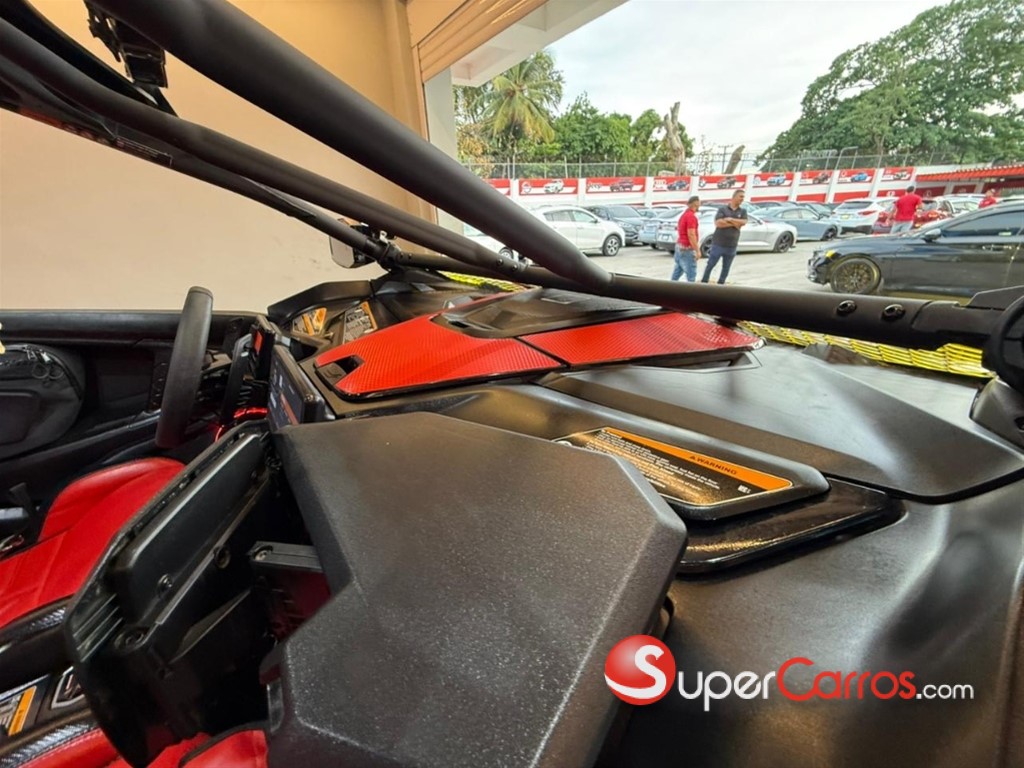 2025 Can Am Maverick R XRS — foto 7 / 10