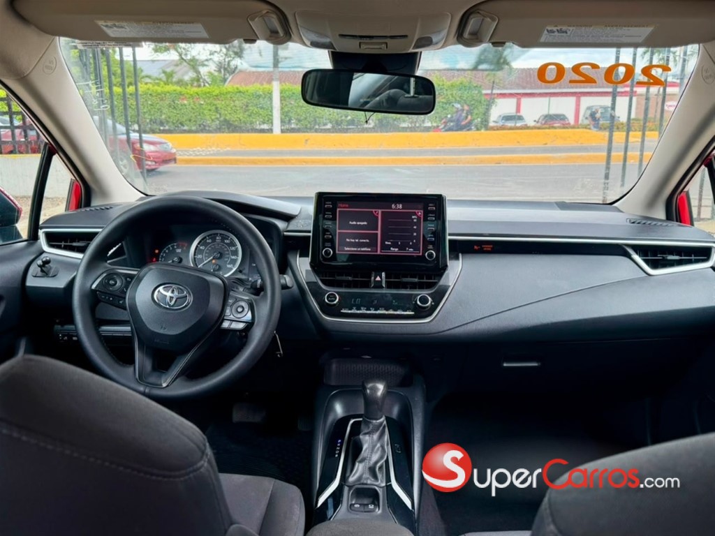 2020 Toyota Corolla LE — foto 9 / 10