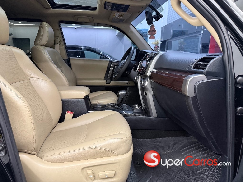 2014 Toyota 4 Runner Limited — foto 4 / 10