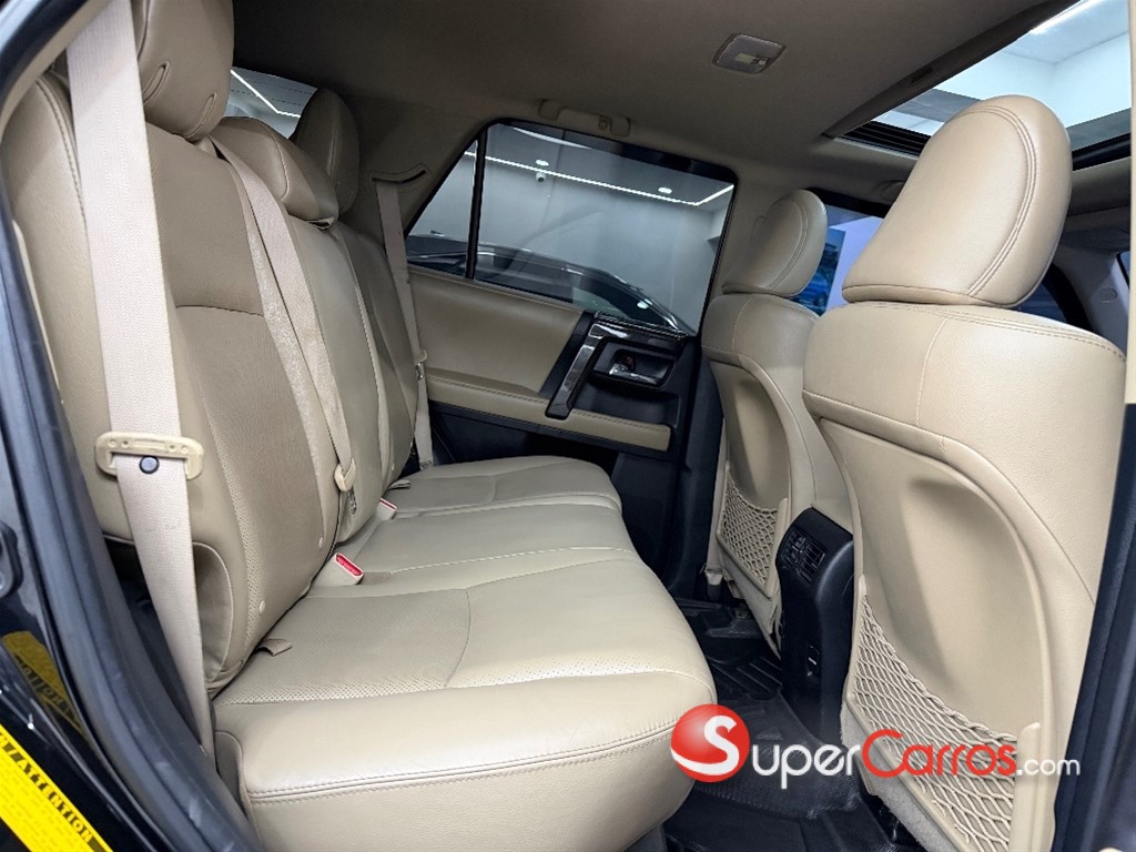 2014 Toyota 4 Runner Limited — foto 6 / 10