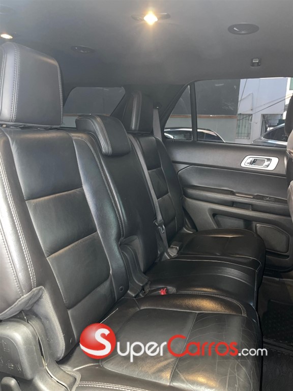 2013 Ford Explorer XLT — foto 4 / 11