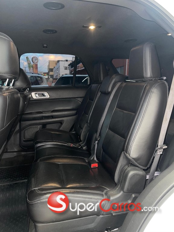 2013 Ford Explorer XLT — foto 5 / 11