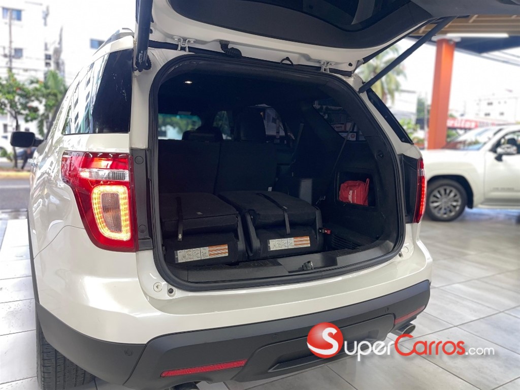 2013 Ford Explorer XLT — foto 6 / 11