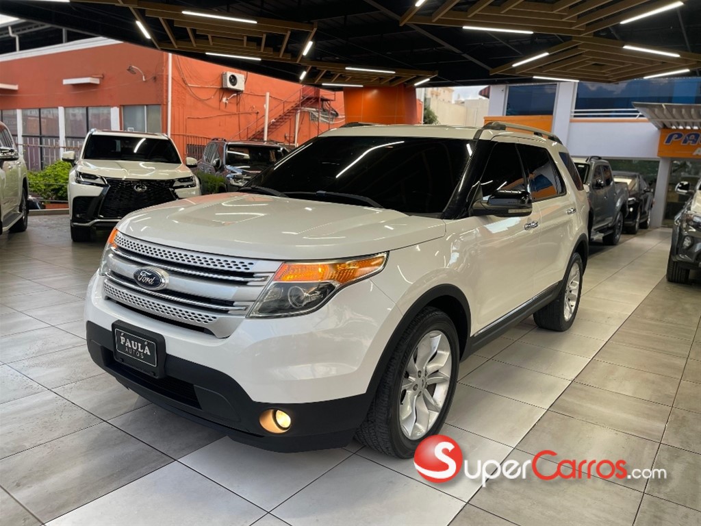2013 Ford Explorer XLT — foto 9 / 11