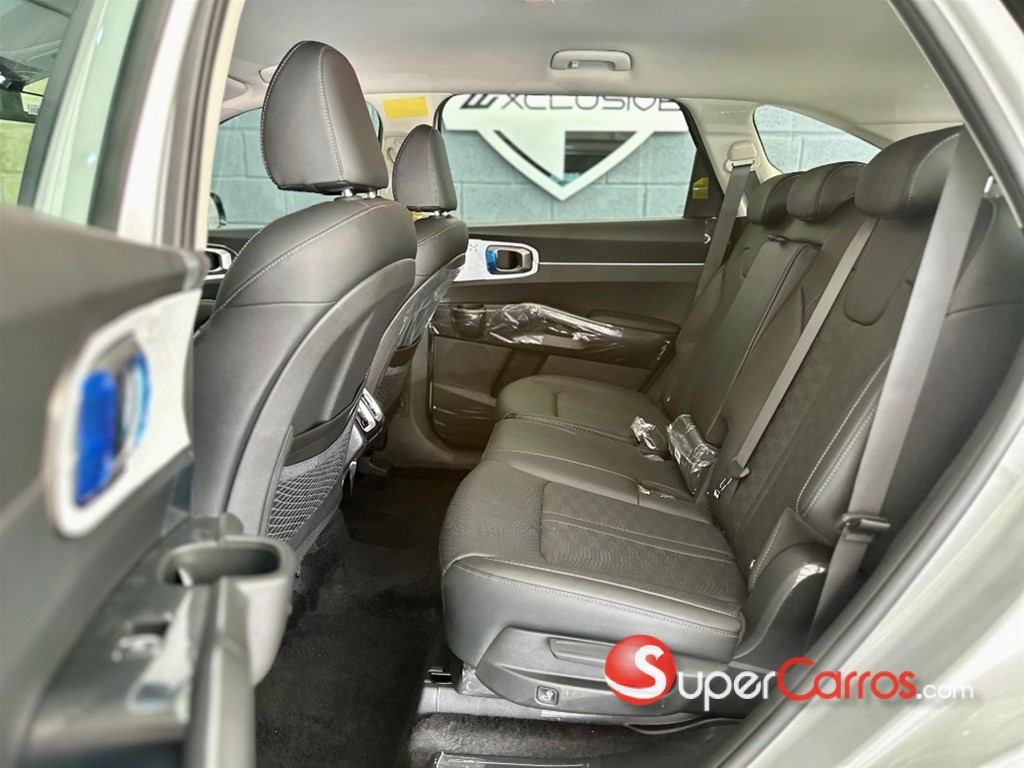 2026 Kia Sorento Luxury — foto 8 / 12