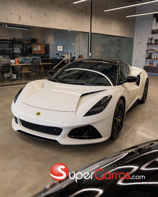 2024 Lotus Emira — foto 3 / 12