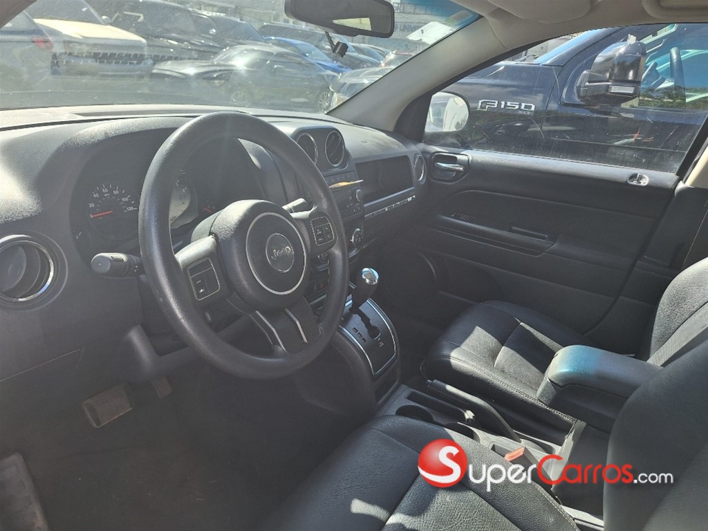 2013 Jeep Compass Sport — foto 6 / 9
