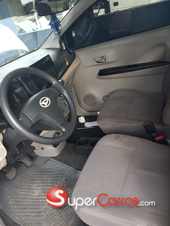 2016 Daihatsu Mira — foto 7 / 9