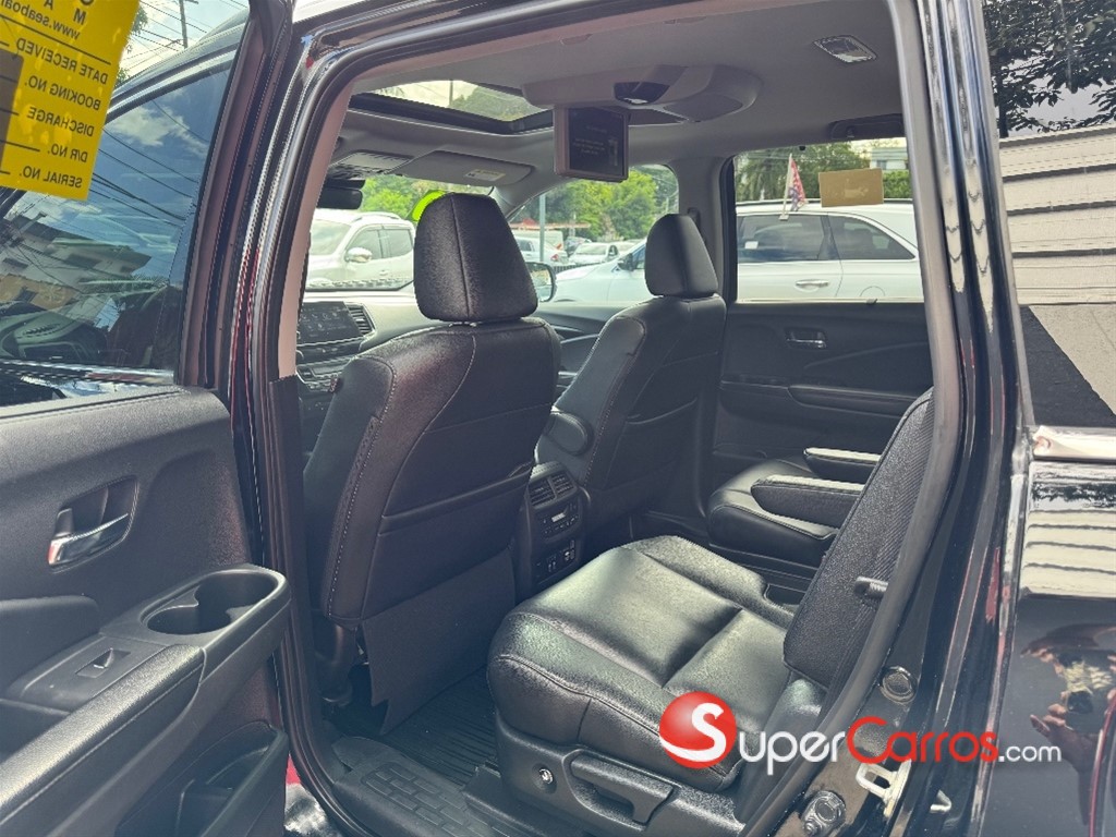 2020 Honda Pilot Touring — foto 8 / 12
