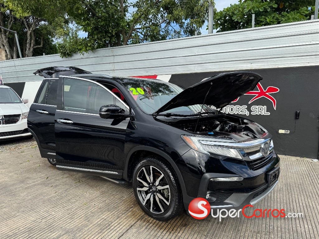 2020 Honda Pilot Touring — foto 10 / 12
