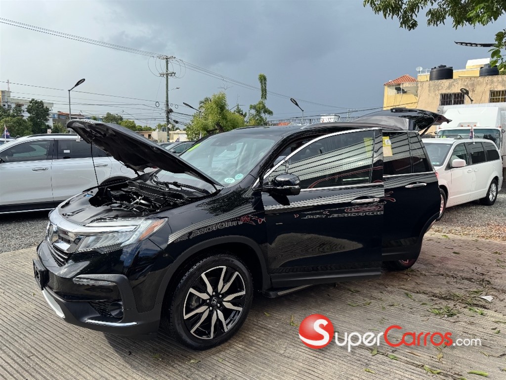 2020 Honda Pilot Touring — foto 11 / 12