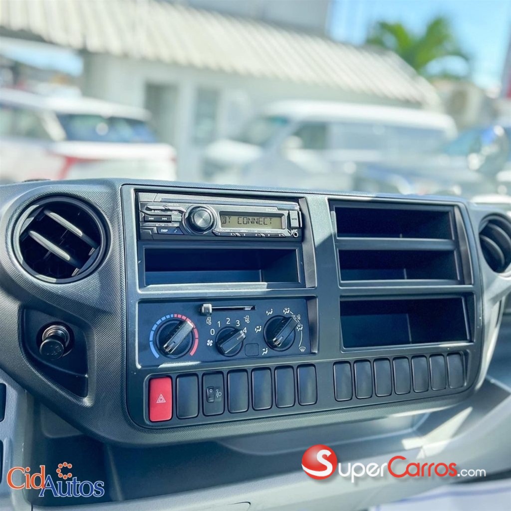 2026 Hino 300 — foto 6 / 10