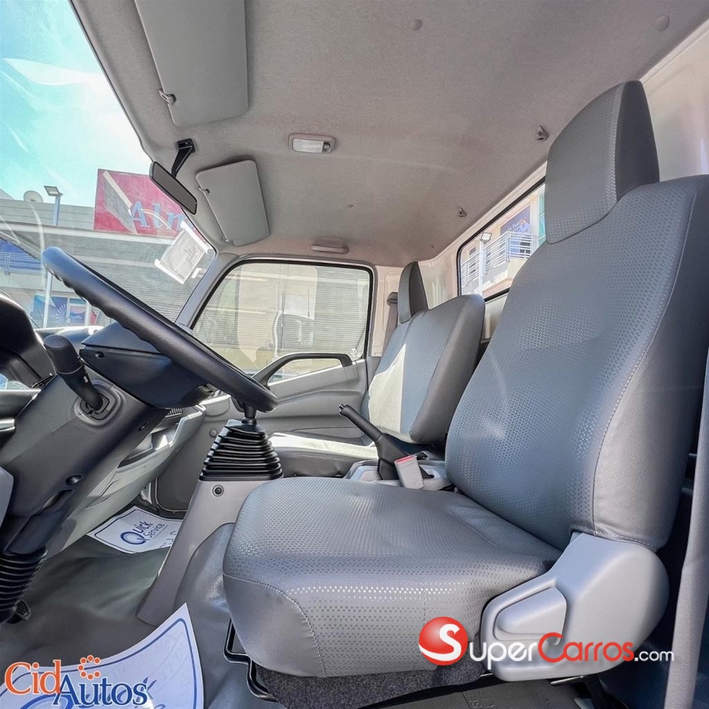 2026 Hino 300 — foto 7 / 10