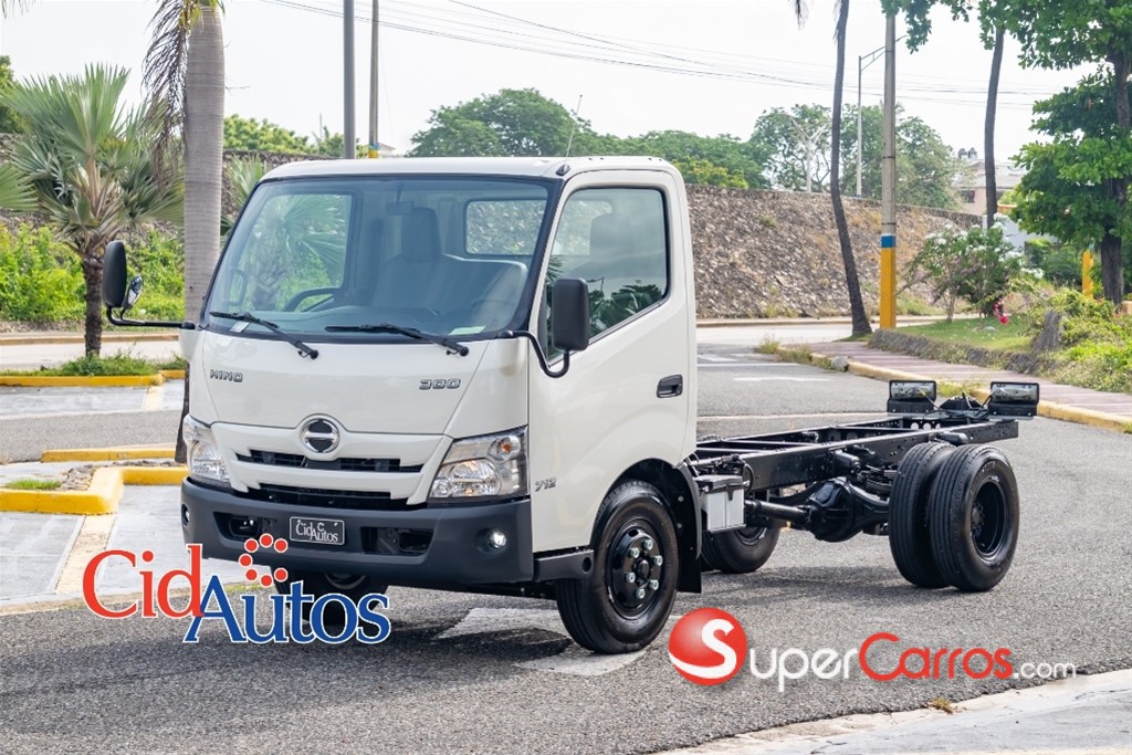 2026 Hino 300 — foto 10 / 10