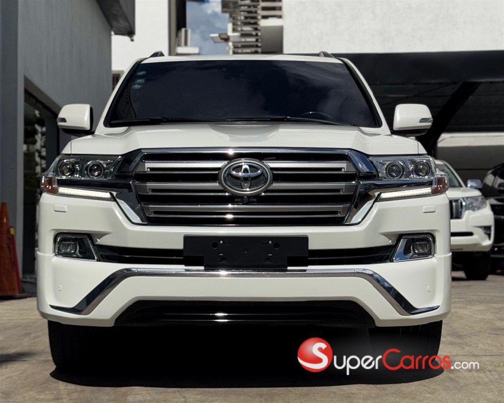 2017 Toyota Land Cruiser 200 VX-R — foto 10 / 11