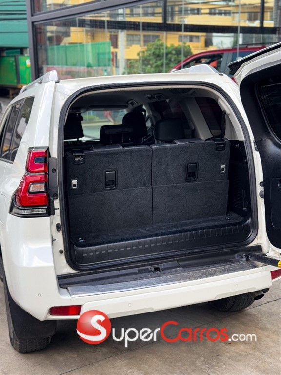 2021 Toyota Land Cruiser Prado TXL — foto 9 / 11