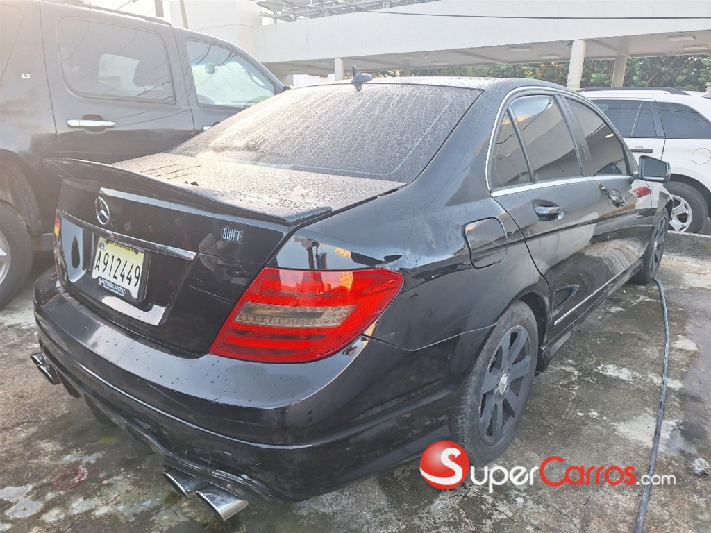 2014 Mercedes-Benz Clase C 250 — foto 7 / 7