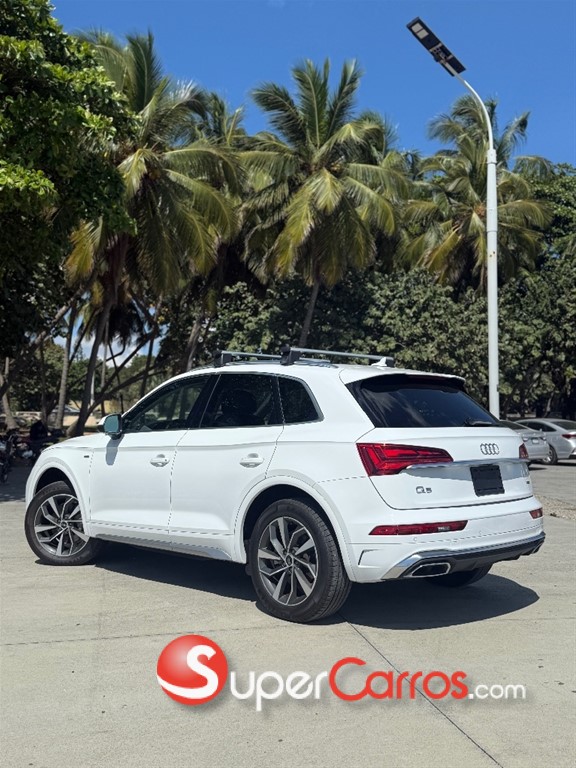 2024 Audi Q5 45 TFSI QUATTRO — foto 5 / 12