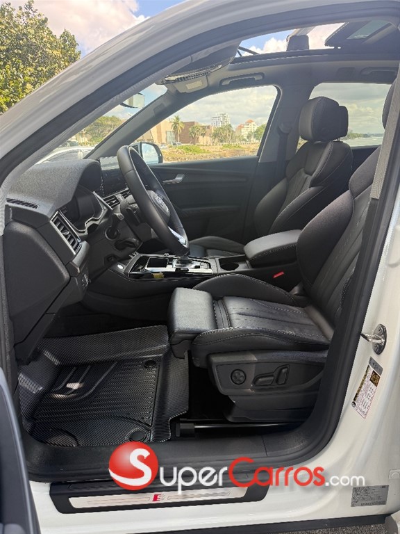 2024 Audi Q5 45 TFSI QUATTRO — foto 7 / 12